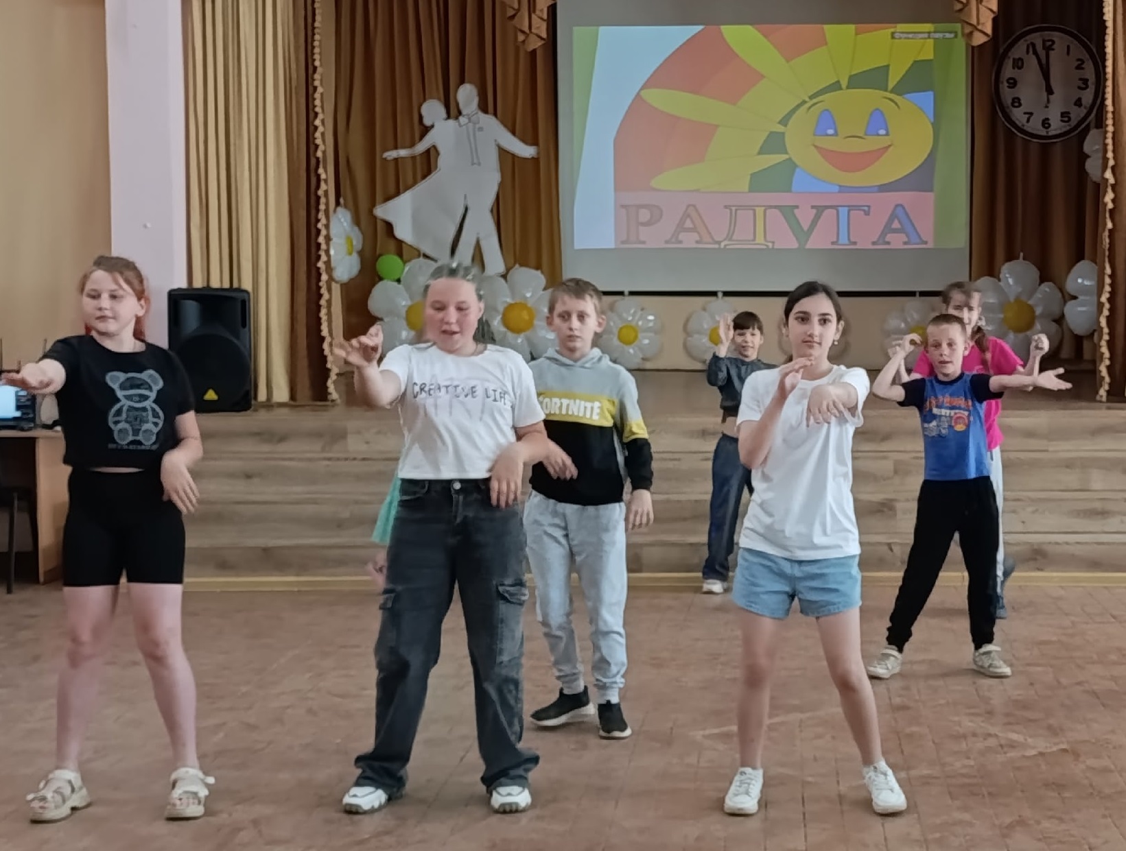Вот и закончилась смена, лагерь, прощай!.